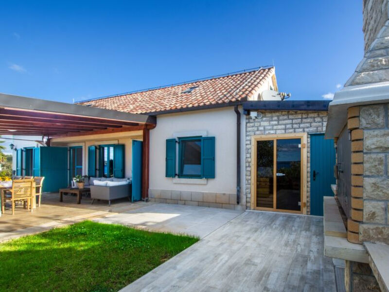 Villa Bugenvila