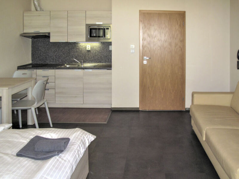 Resident Harrachov B