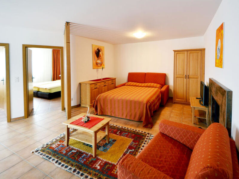 Aparthotel S-Bernardino Sa