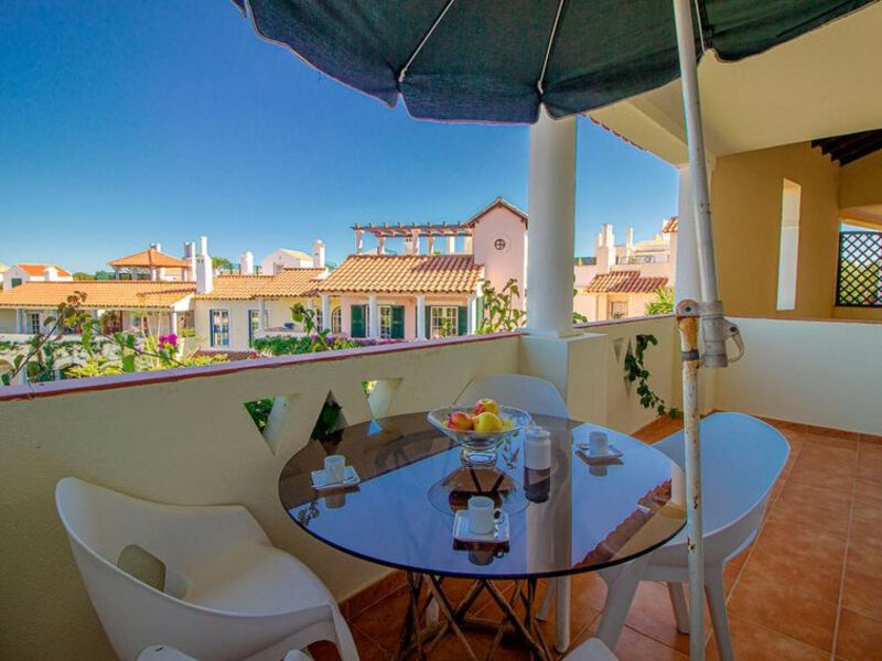 Stunning Two Bedroom Apartment In The Old Village
