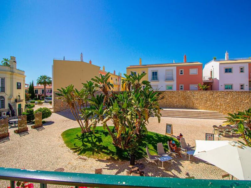 Stunning Two Bedroom Apartment In The Old Village