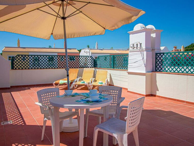 Stunning Two Bedroom Apartment In The Old Village