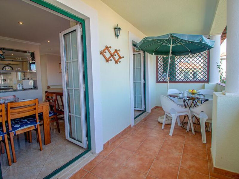 Stunning Two Bedroom Apartment In The Old Village