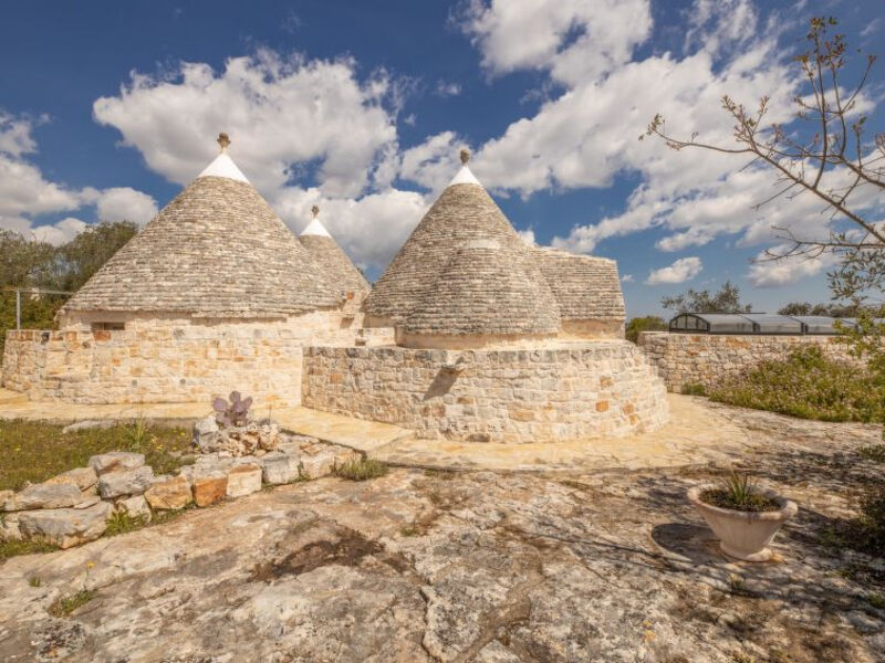 Trullo Rosa Gialla