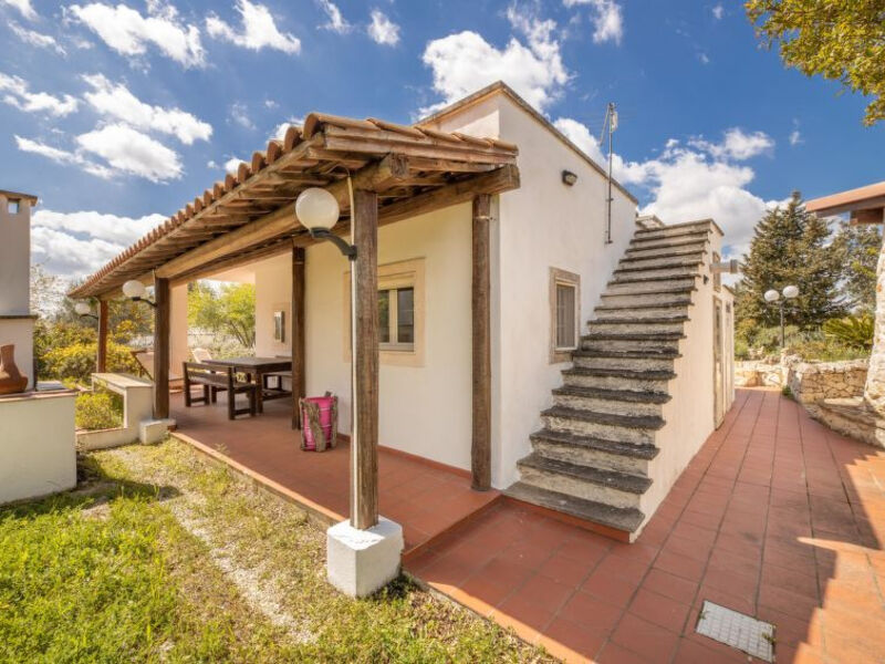 Trullo Rosa Gialla