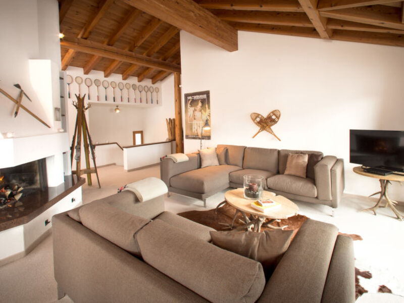 Arena Penthouse