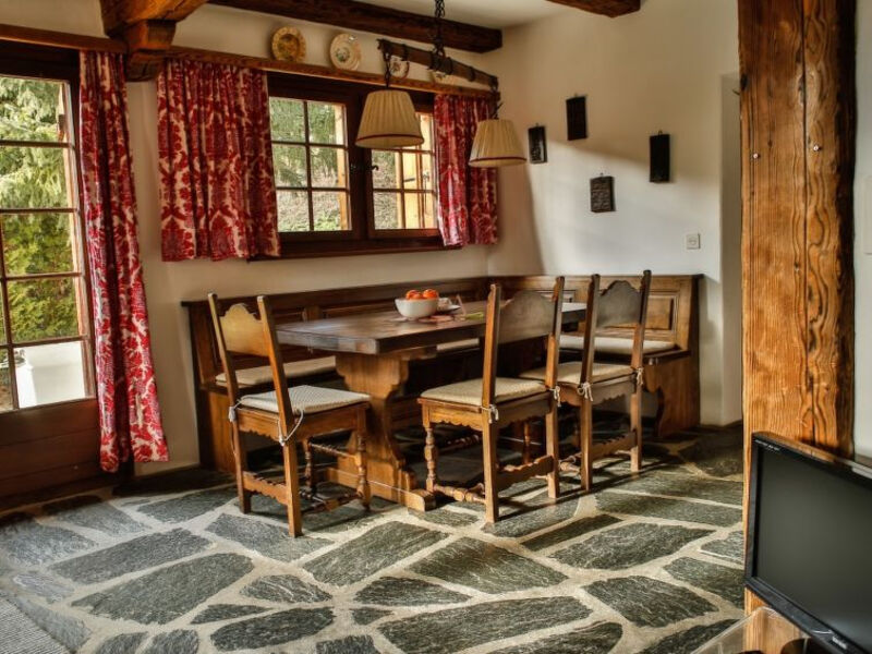 Haus 1