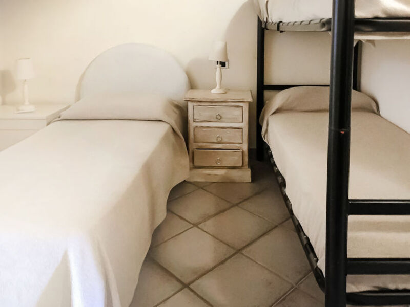 S'Abba E Sa Pedra