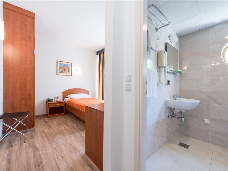 Hotel VIS
