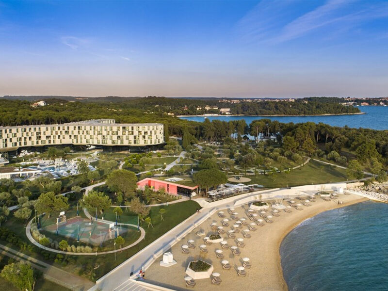 Family Hotel Amarin
