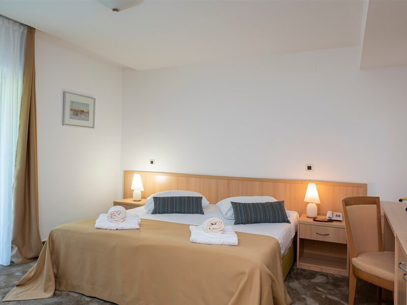 Hotel Flores