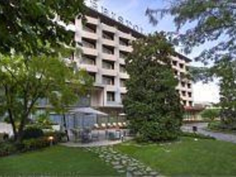 Hotel Bristol Buja