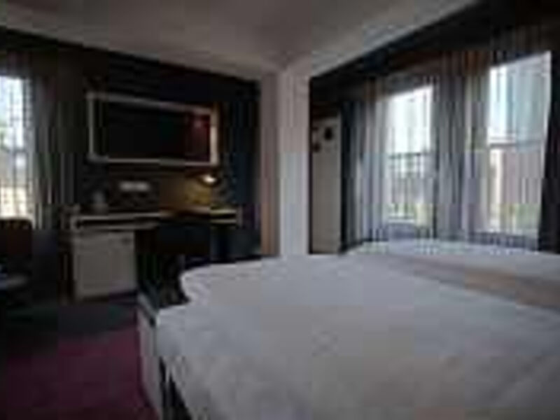 Bliss Hotel