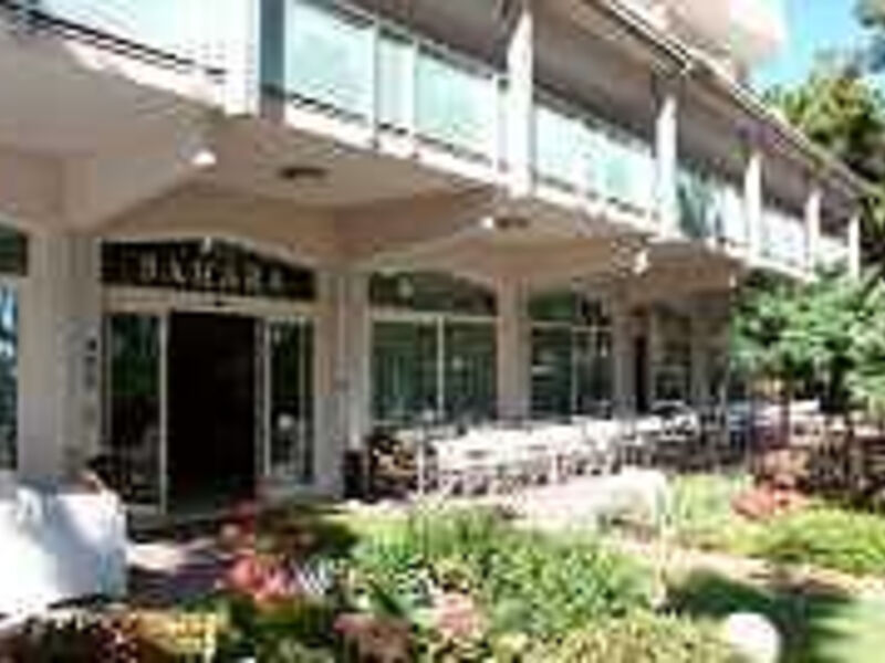 Hotel Sahara