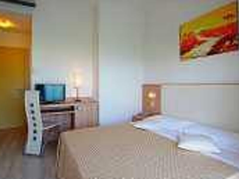 Hotel Sahara
