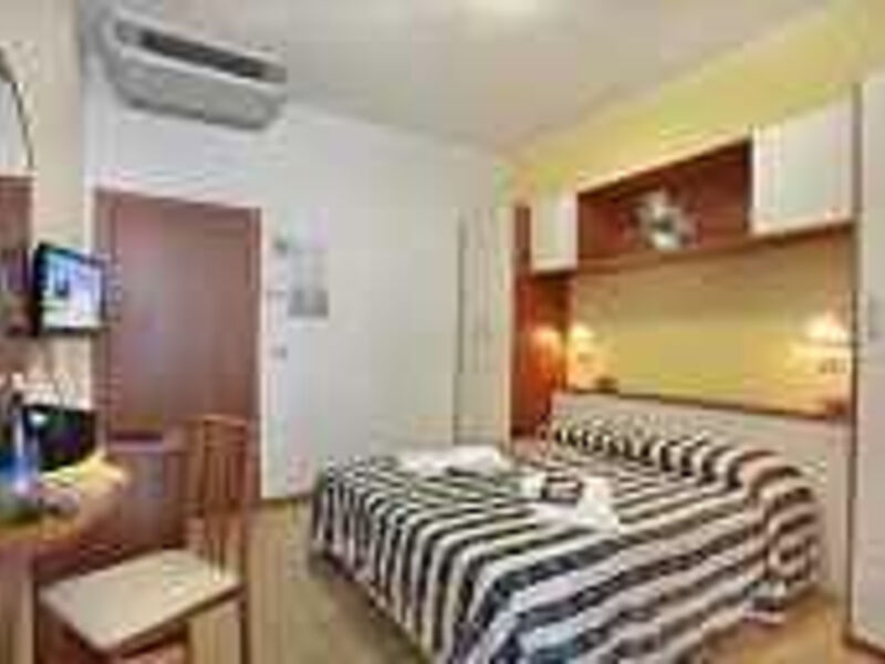 Hotel Serena