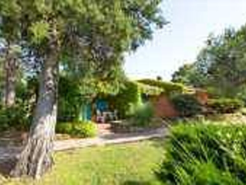 Agrustos Village