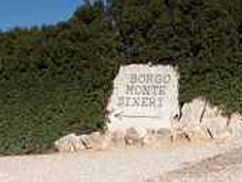 Il Podere Di Monte Sixeri - Residenze Di Campagna