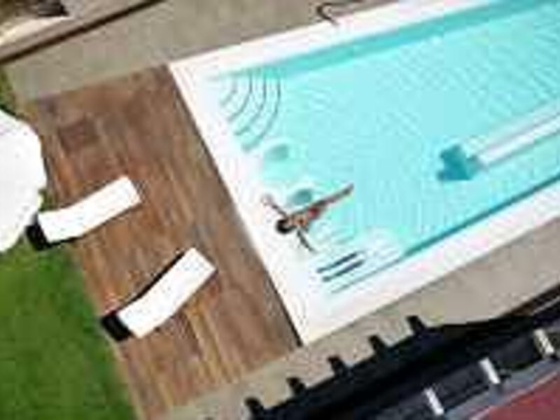 Free Beach Club