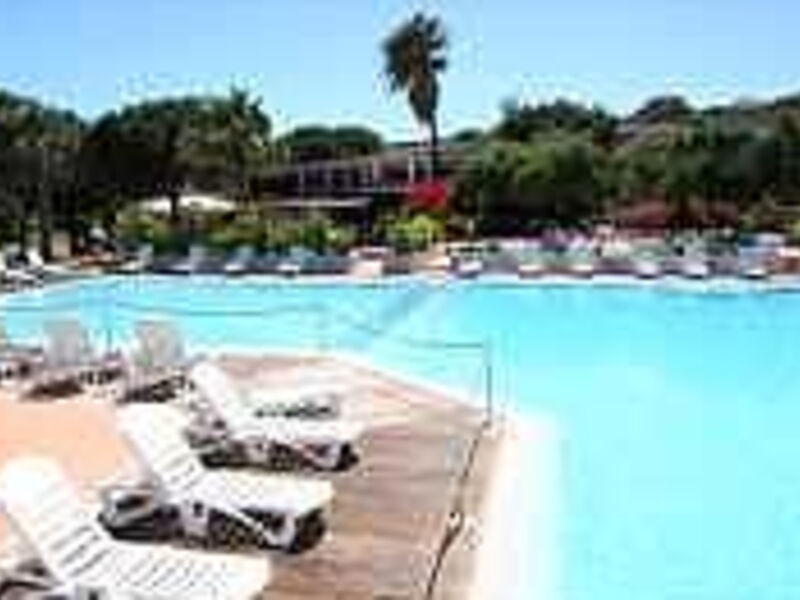 Free Beach Club