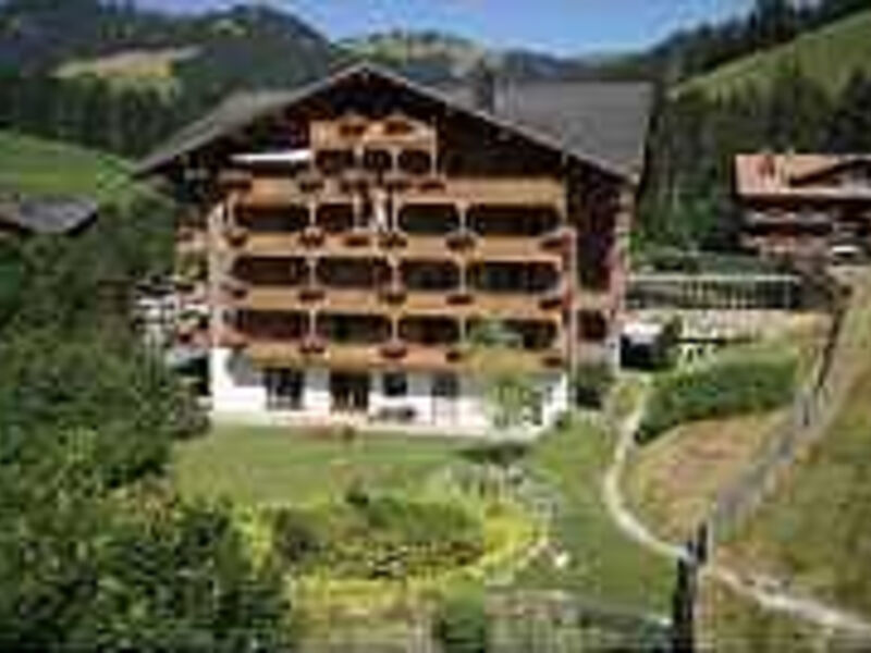 Golfhotel Les Hauts de Gstaad & Spa  sup.