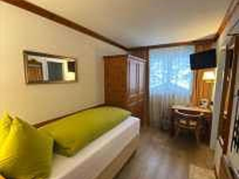 Hotel Adonis