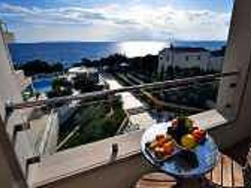 La Luna Hotel
