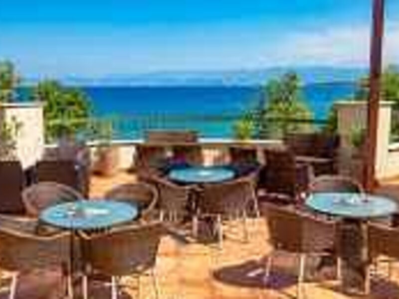 Hotel Blue Waves Resort