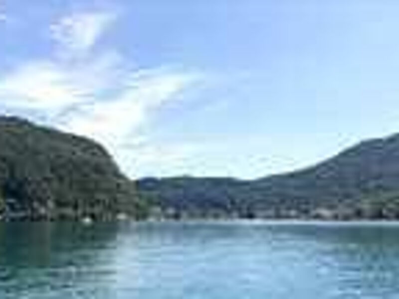 Tresa Bay