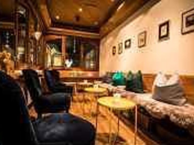 Hotel Bristol