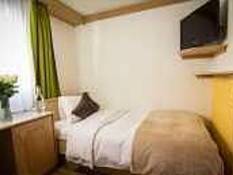 Hotel Bristol