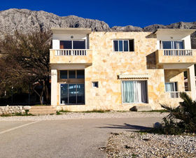 Vila Aleks