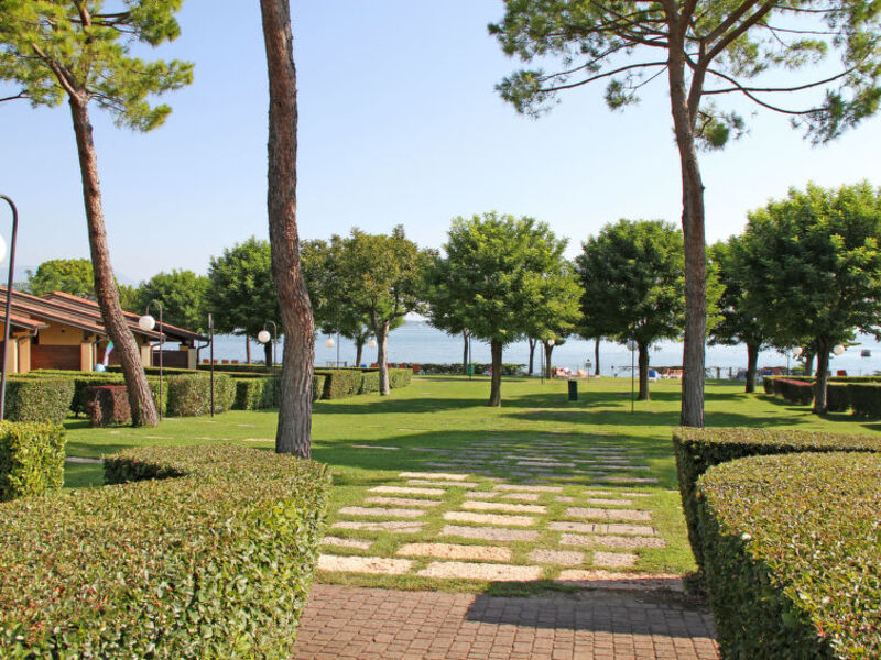 Le Corti Del Lago