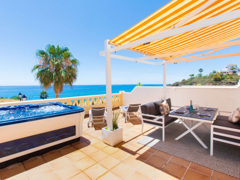 Front Seaview, 1 Bedroom In Torrox