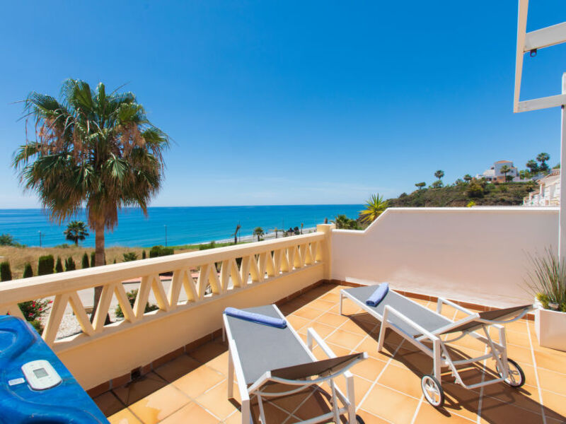Front Seaview, 1 Bedroom In Torrox