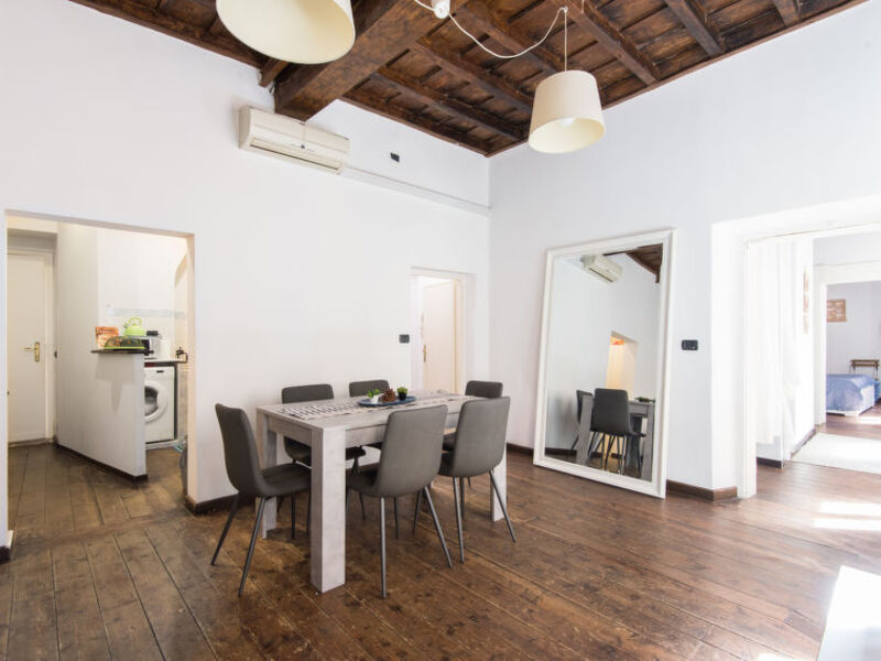 Trevi Fountain Elegant Two Bedrooms