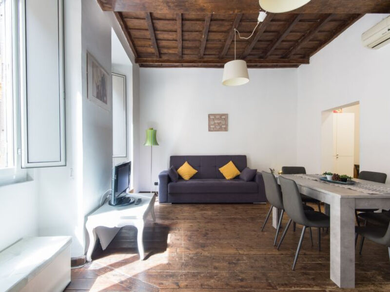 Trevi Fountain Elegant Two Bedrooms