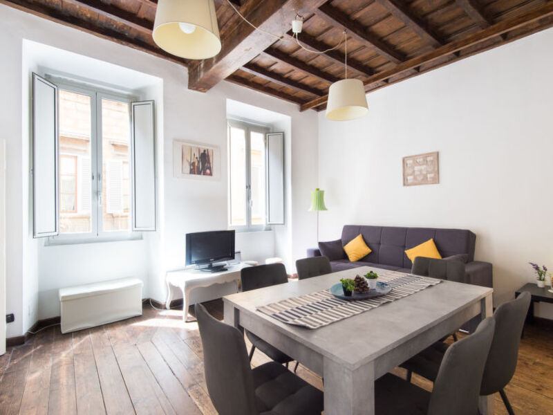 Trevi Fountain Elegant Two Bedrooms