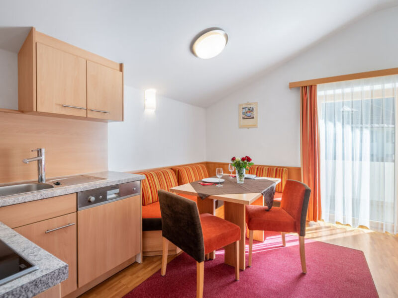 Rosa Apartmenthaus