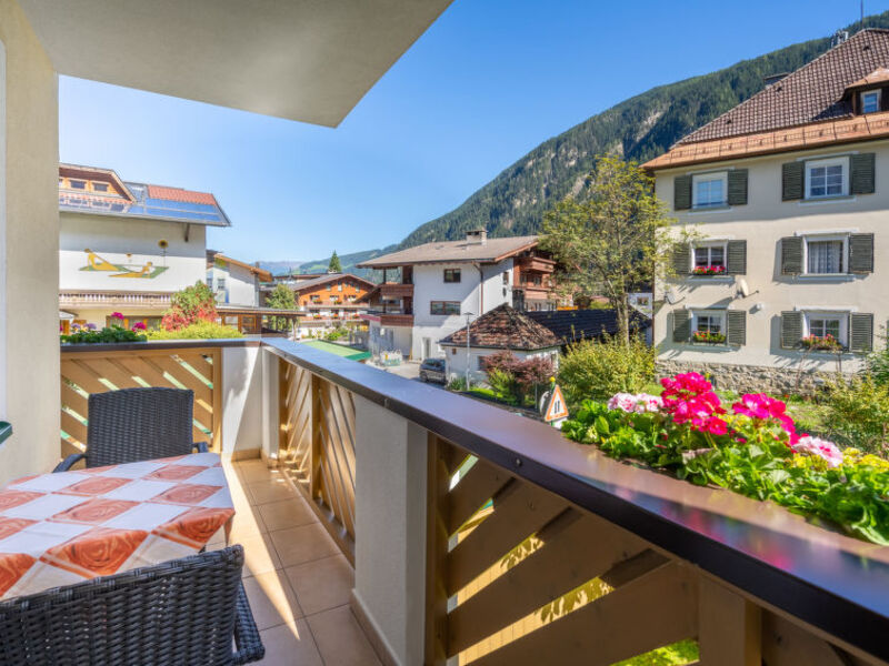Rosa Apartmenthaus
