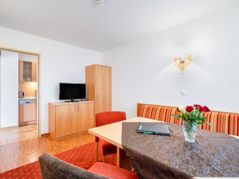 Rosa Apartmenthaus