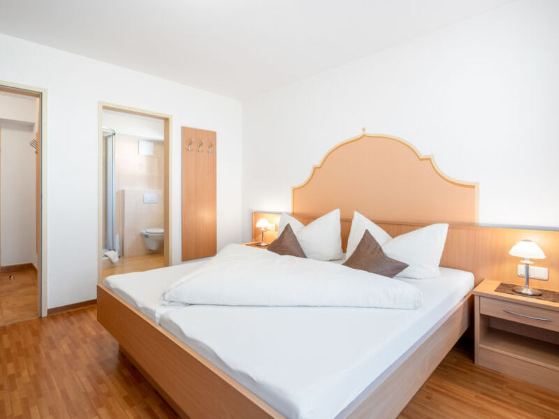 Rosa Apartmenthaus