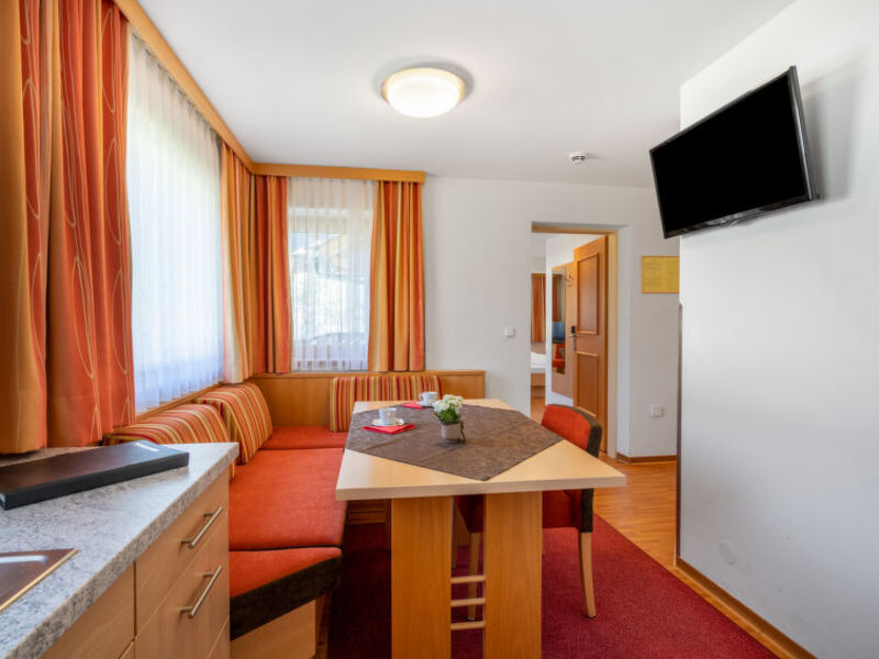 Rosa Apartmenthaus