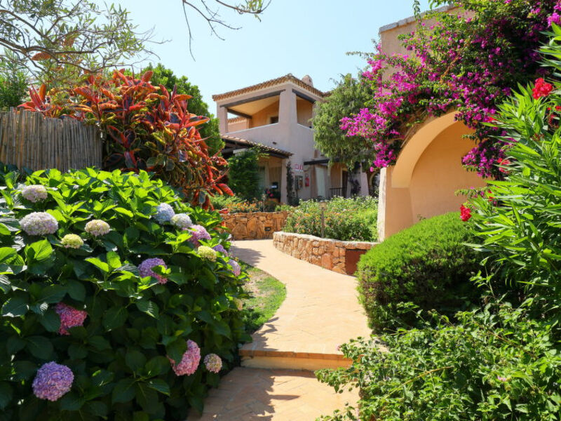 Vista Village