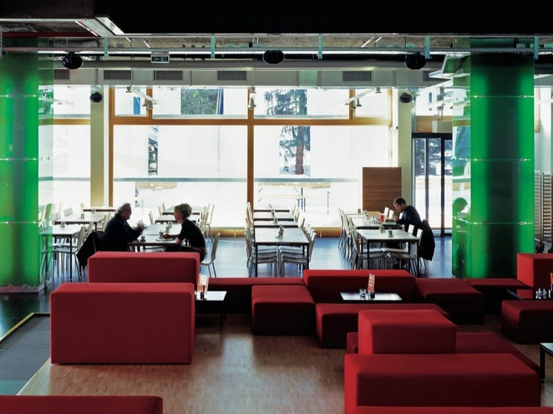 Hotel Cube