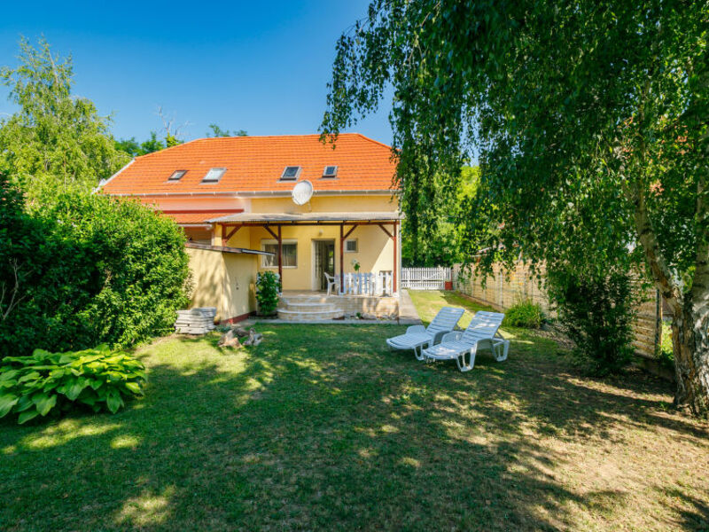 Balaton H2056