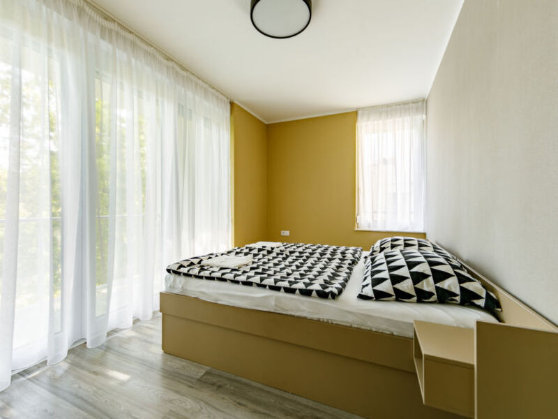 Riviera 1