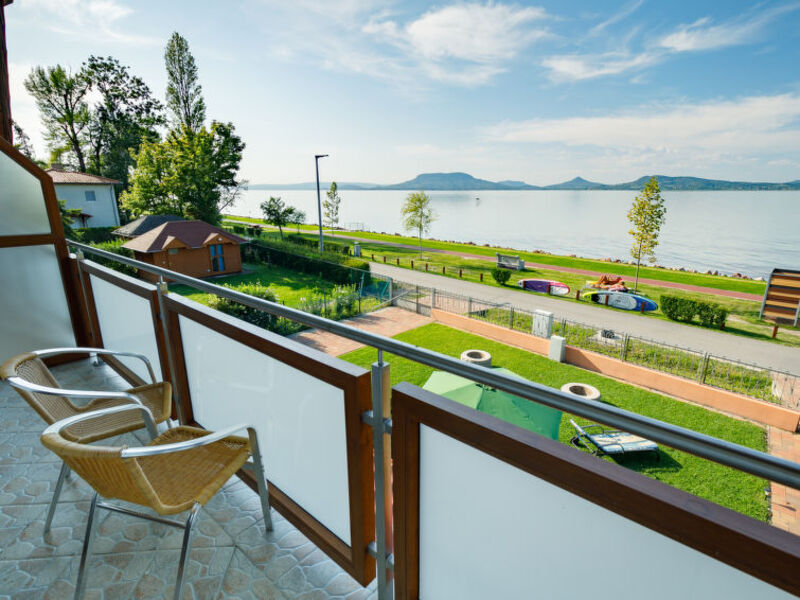 Balaton H313