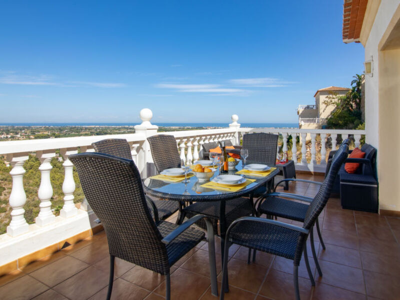 Casa De Amigos