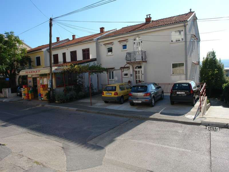 Vila 1323-182